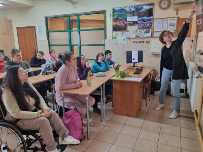 20251009_121904 (Copy).jpg