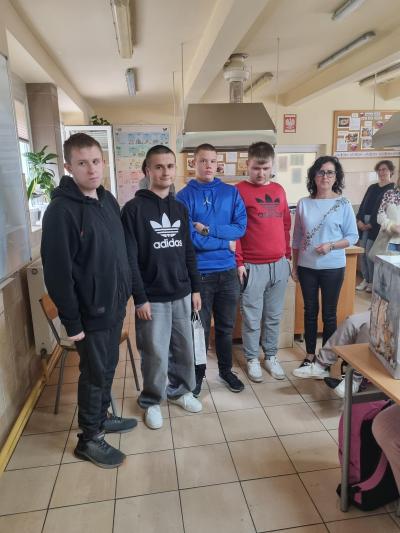 20251009_125409 (Copy).jpg